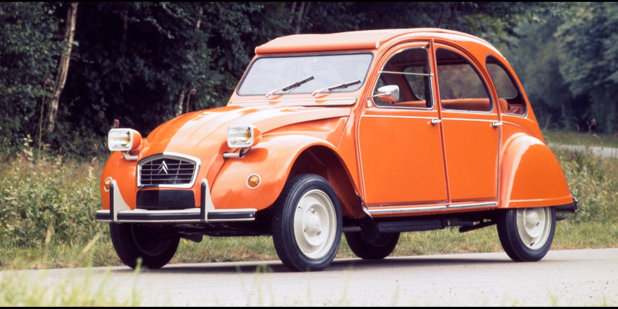 Citroën 2 CV, i 75 anni dell'auto più "simpatica" di sempre