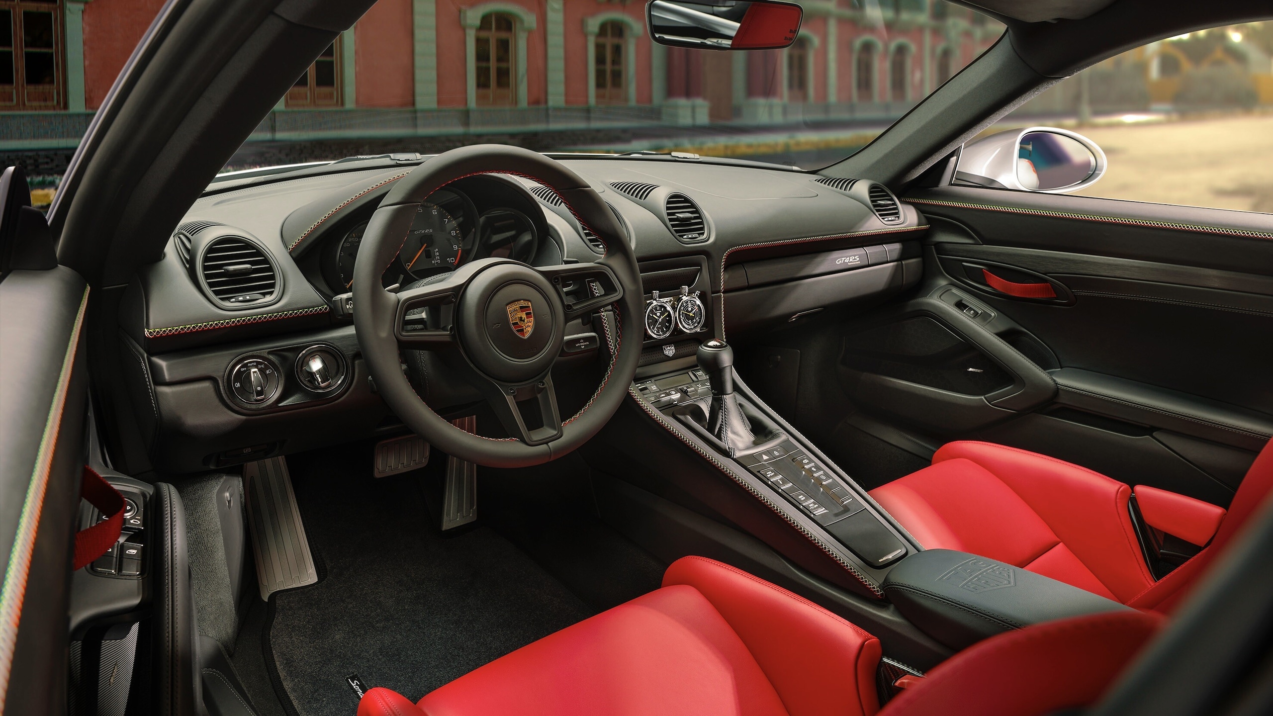 Porsche 718 Cayman GT4 RS, due esemplari celebrano la Carrera Panamericana: tutte le foto