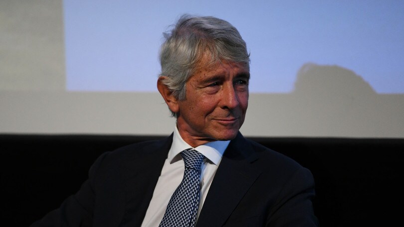 Rom-E, il Ministro Abodi: "L'Olimpico? Lo abbasseremo di 10 metri"