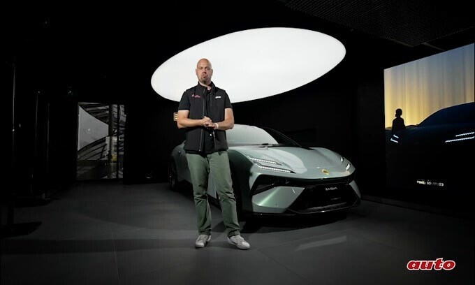 Lotus Emeya, berlina elettrica con le prestazioni da hypercar