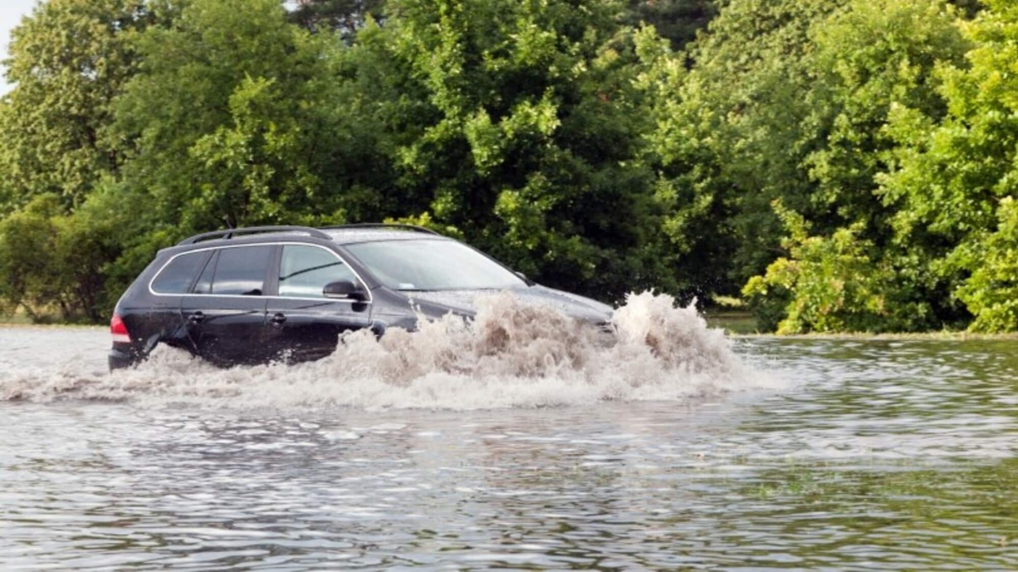 Auto rottamate post alluvione: l'Emilia-Romagna risarcirà il bollo