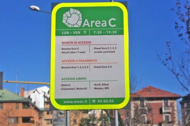 Milano, il Quadrilatero della Moda senza auto private entro il 2024