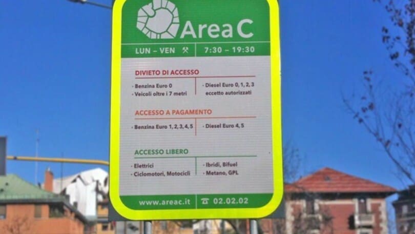 Milano, il Quadrilatero della Moda senza auto private entro il 2024