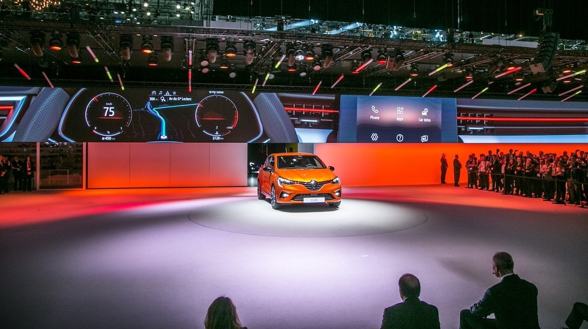 Renault dice sì al Salone di Ginevra 2024 e quello di Parigi