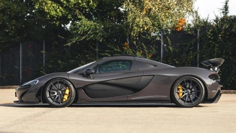 La prestigiosa McLaren P1 di Jenson Button è in vendita online