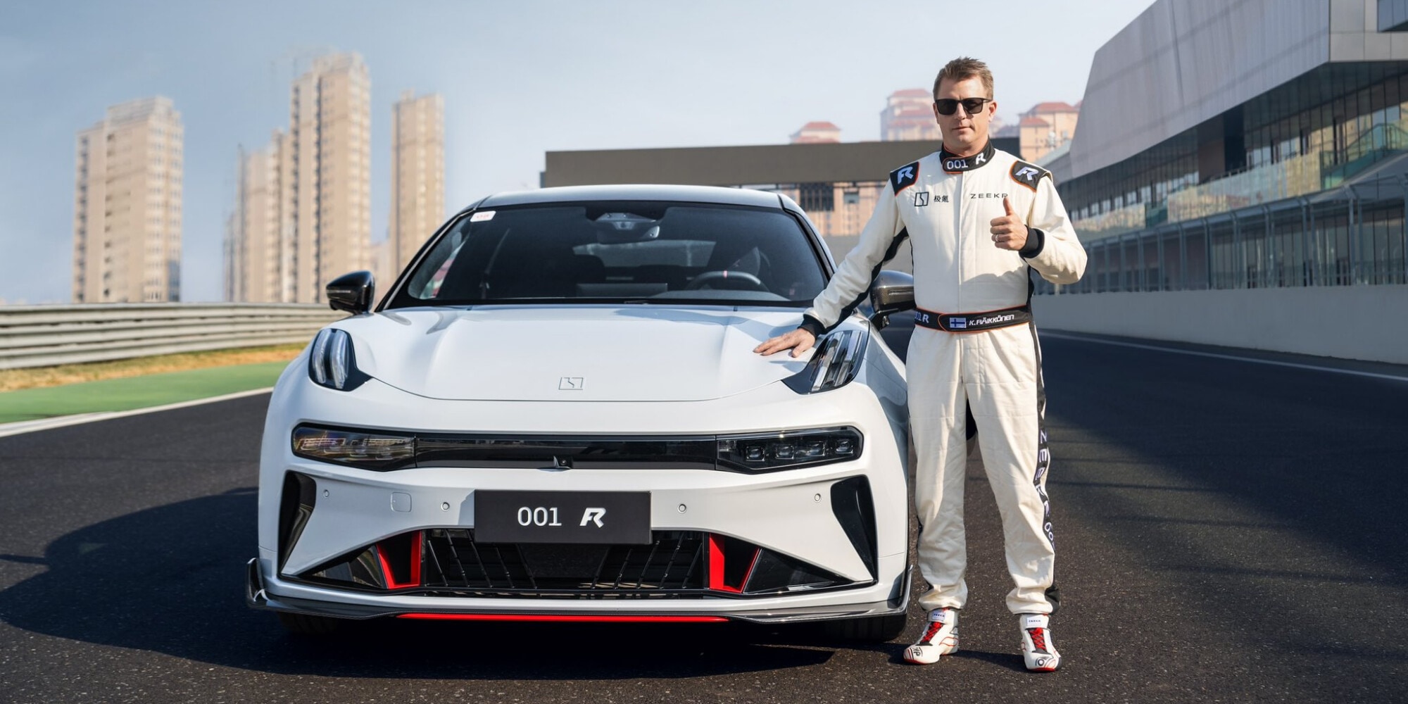 Zeekr 001 FR, l'elettrica cinese da 1.300 cv è sviluppata da Räikkönen