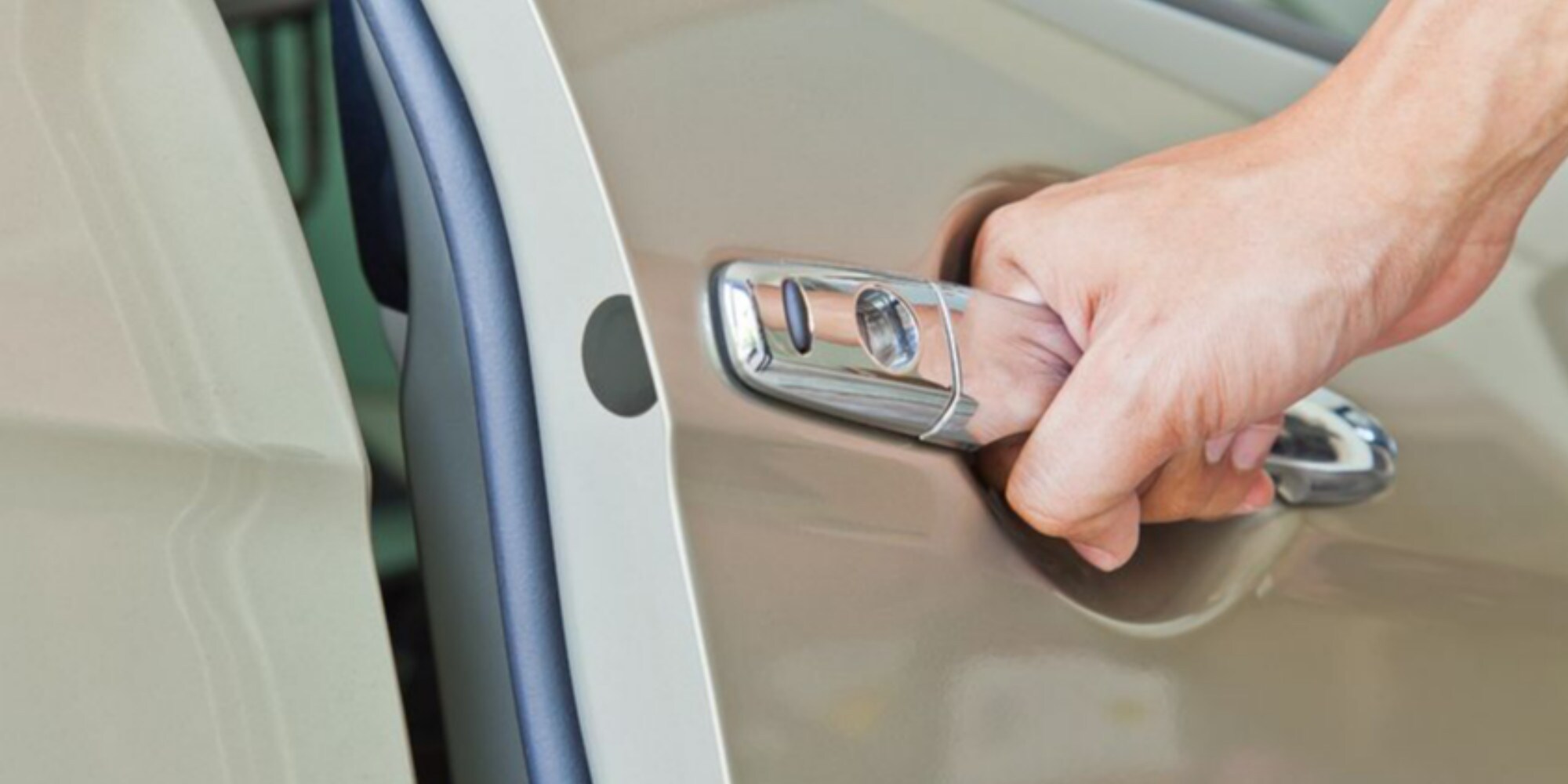 Tutto sulle guarnizioni dell'auto, dalla pulizia alla riparazione