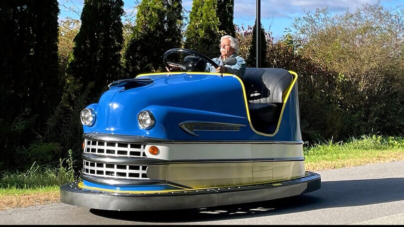 Quest'uomo ha realizzato un'autoscontro gigante!