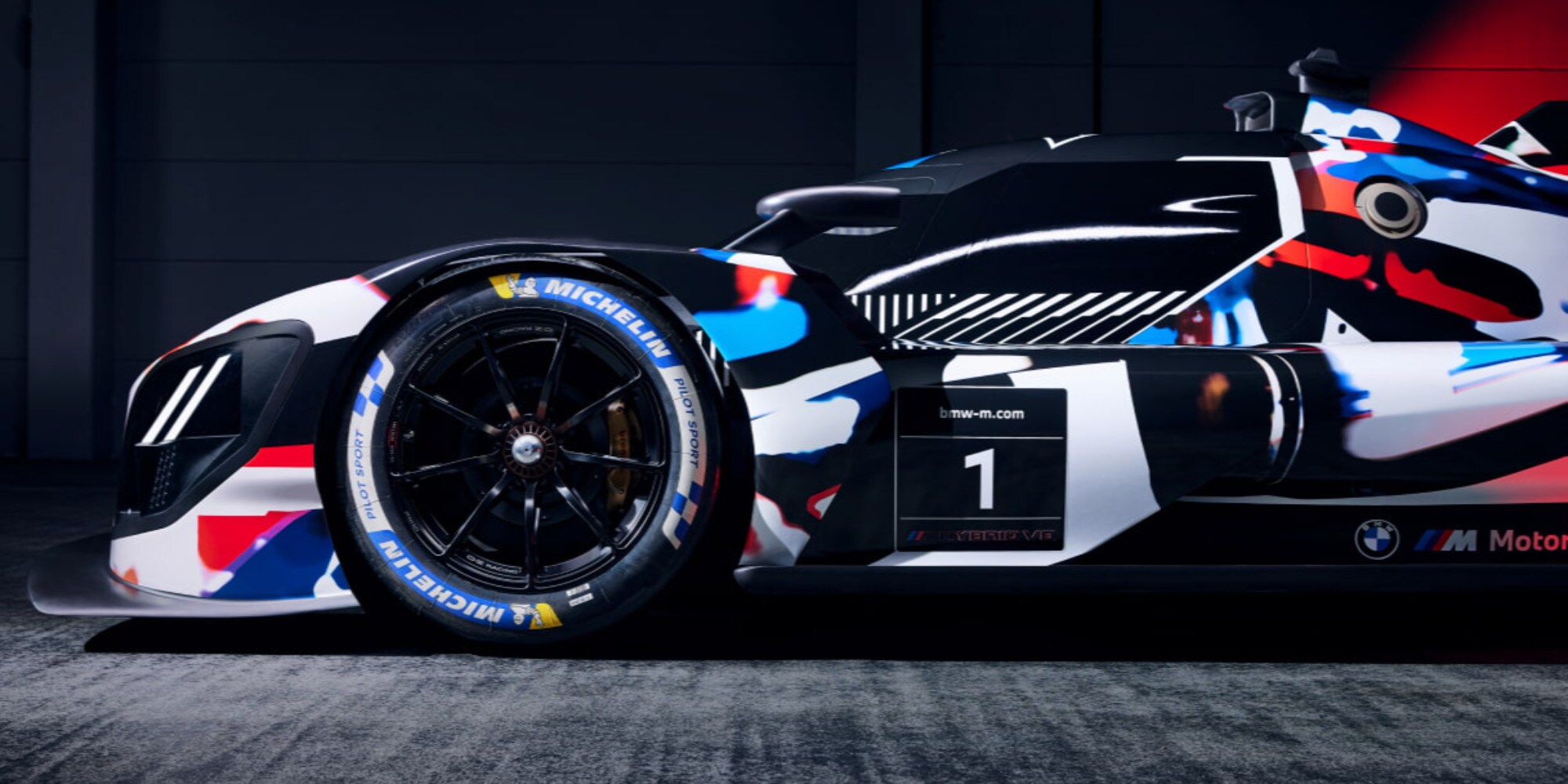 House of BMW ospita la M Hybrid V8 che andrà a Le Mans