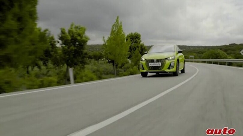 Peugeot e-208, la prova