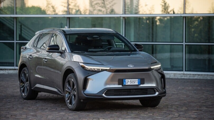 Toyota, nuovi allestimenti e prezzi per la bZ4X