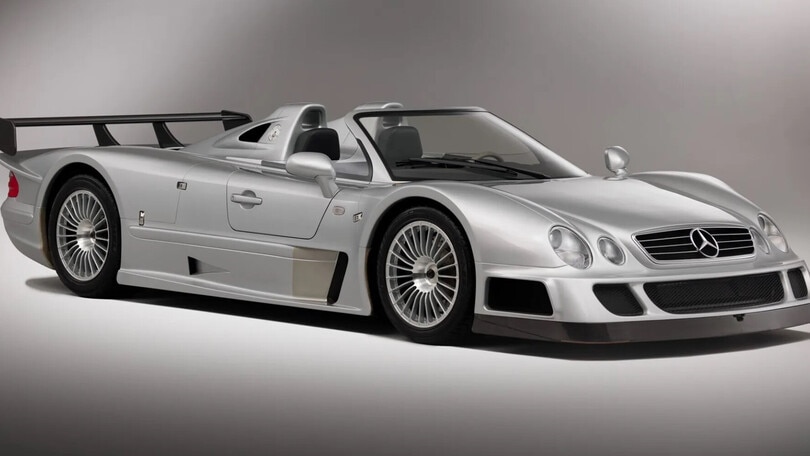 Rarissima Mercedes CLK GTR Roadster all'asta a 12 milioni