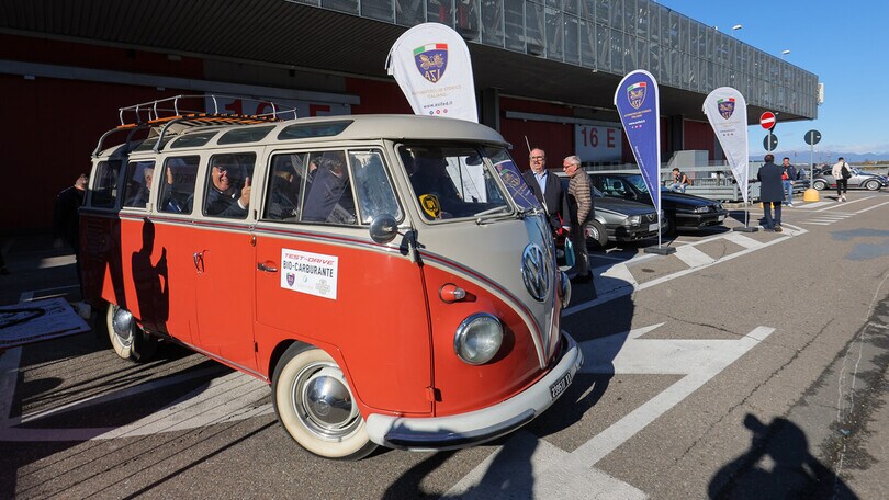 Auto storiche, secondo ASI il futuro è nei biocarburanti