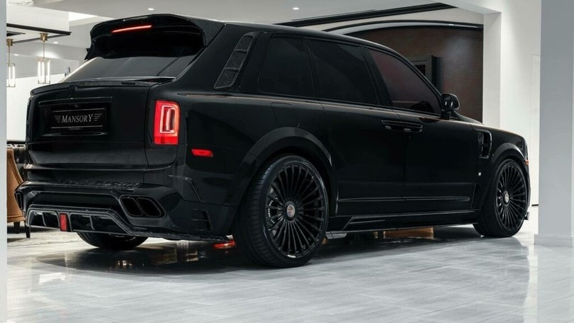 Le foto della Rolls-Royce Cullinan by Mansory del Dj Tiesto