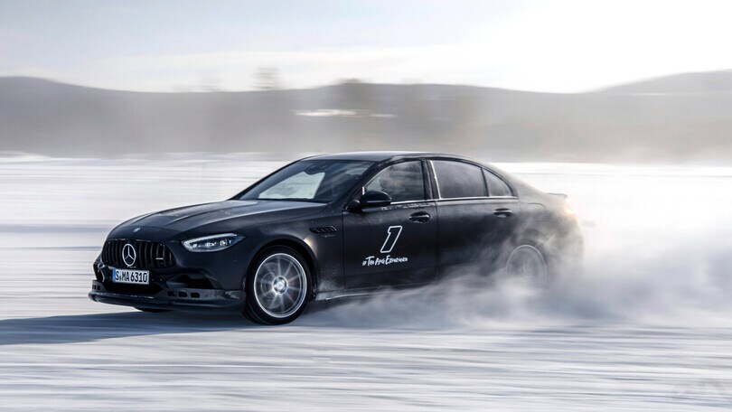 Mercedes-AMG Experience on Ice, in Svezia i corsi su ghiaccio