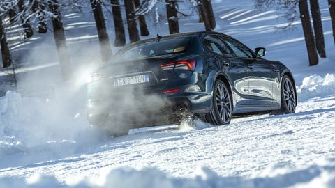 La prova della Maserati Ghibli 334 Ultima, super berlina italiana