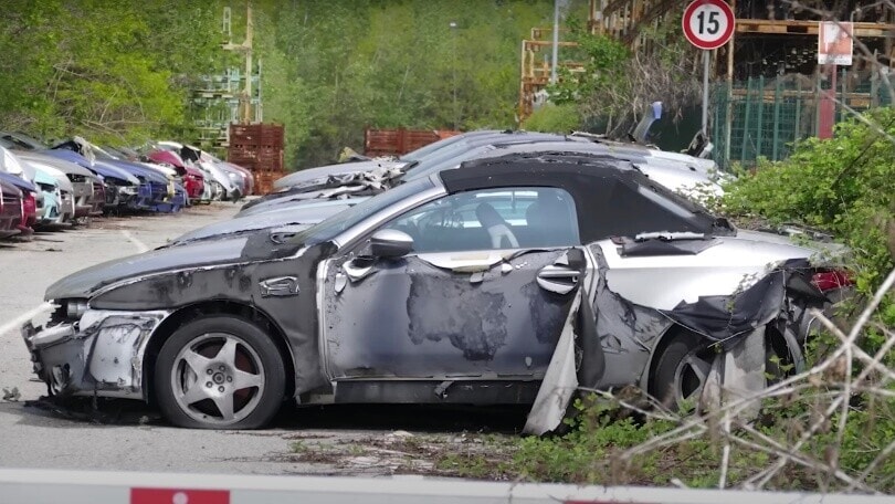 Vicino Torino c'è una fabbrica Pininfarina completamente abbandonata