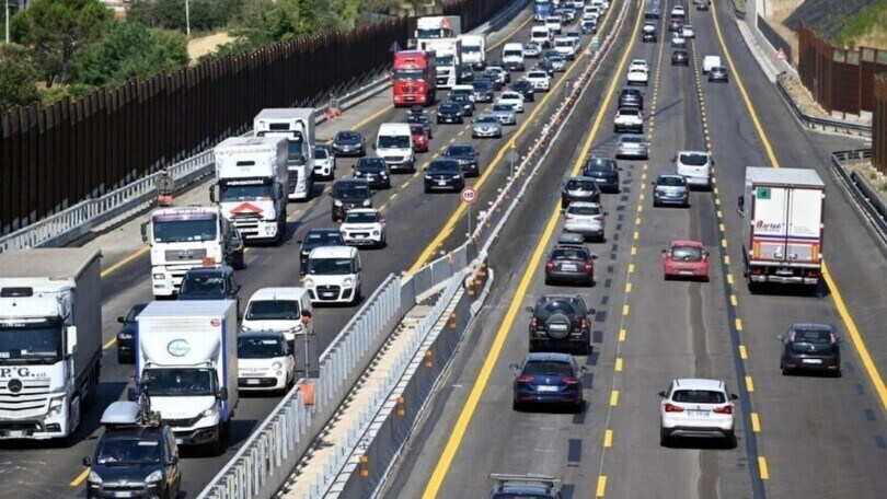 Traffico Capodanno: i giorni da bollino rosso su strade e autostrade