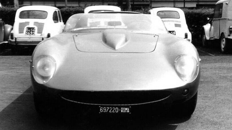 La storia assurda della Ferrari scomparsa: fu usata in un film di Fellini