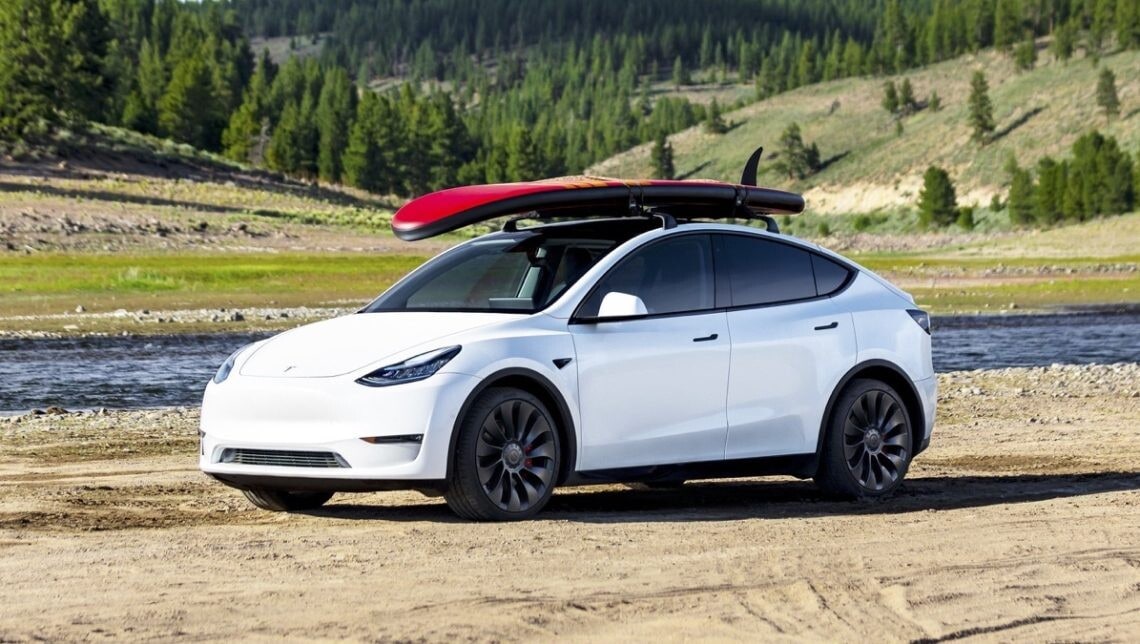 Tesla Model Y 2024, il restyling ha un avvio della produzione