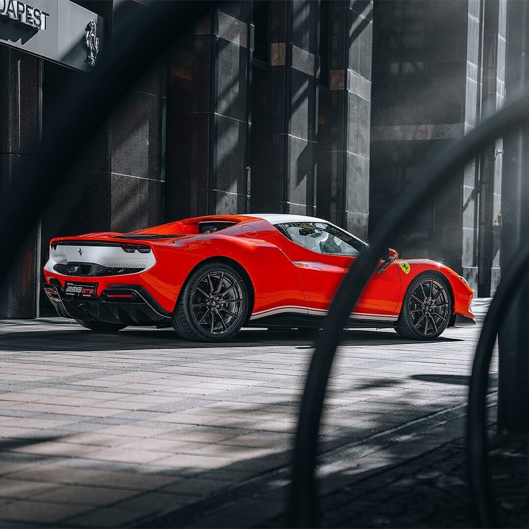 Ferrari 296, la serie speciale rende omaggio alla F2004 Campione del Mondo