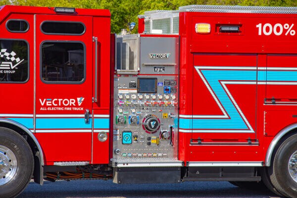 E-One Vector, camion dei vigili del fuoco full electric | Auto.it