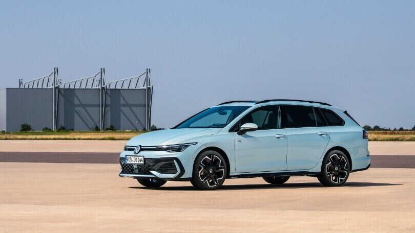 Volkswagen Golf variant R Line 2024