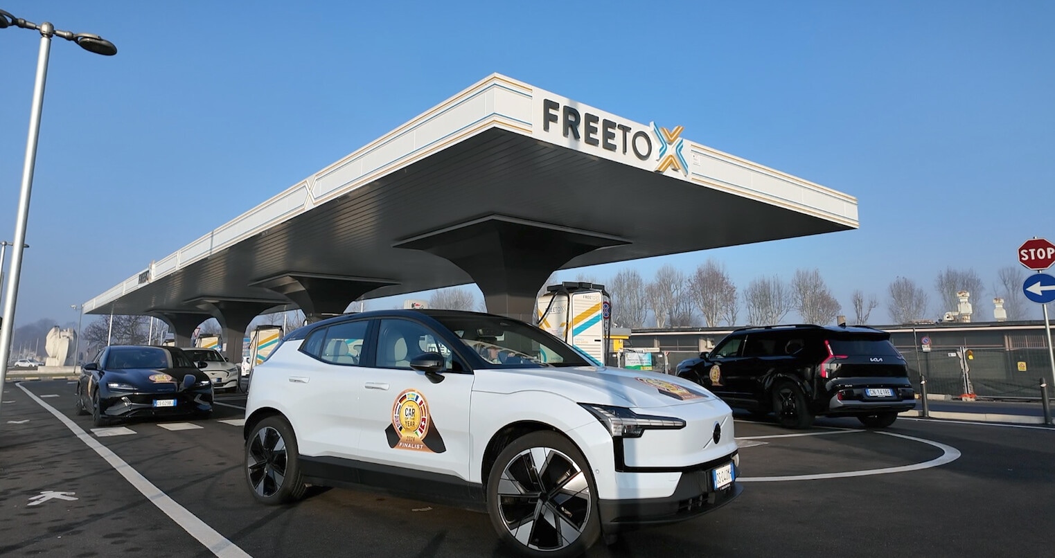 Car of The Year, le finaliste elettriche in ricarica con Free To X