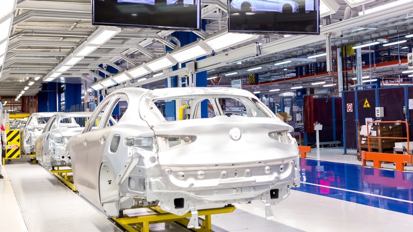 Giorgia Meloni sulle auto italiane: "Vanno prodotte in Italia"