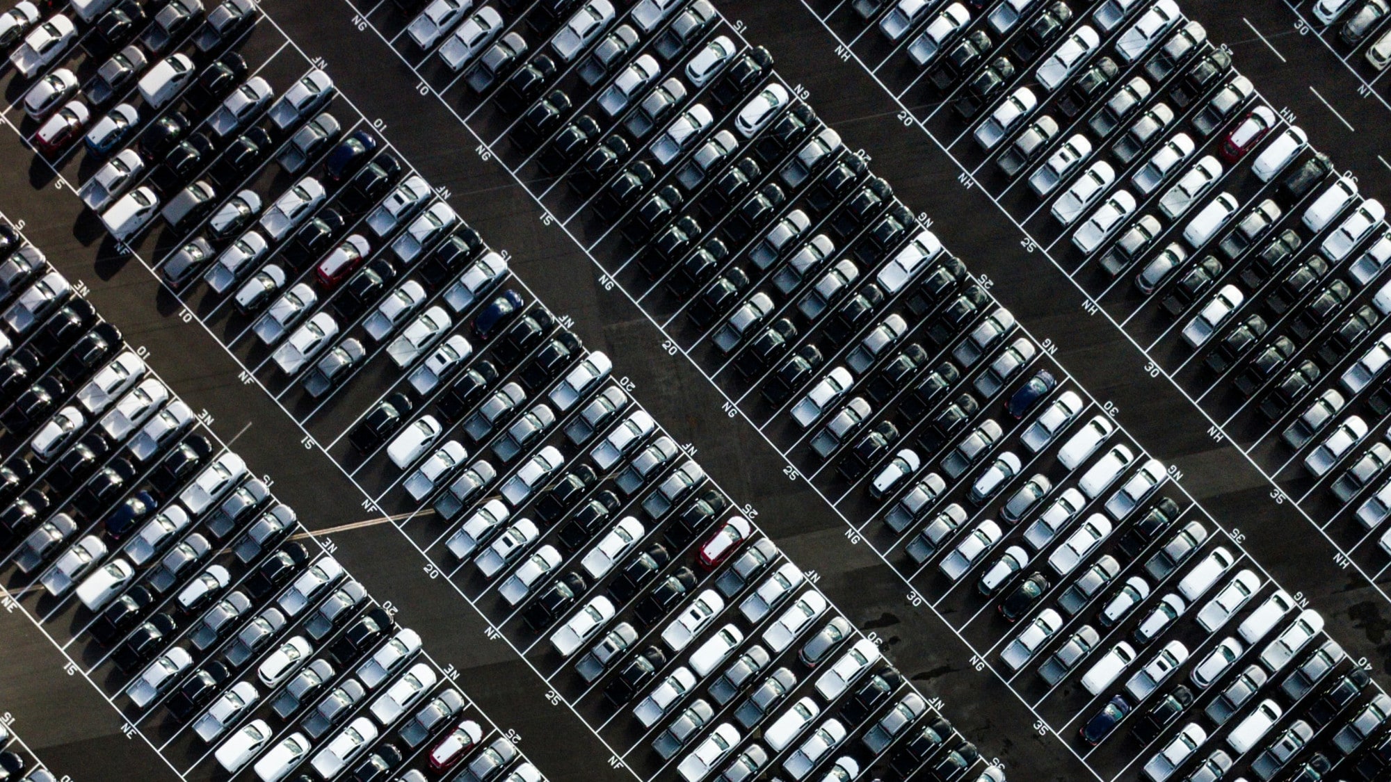 La Cina è il primo esportatore di auto al mondo, superato il Giappone