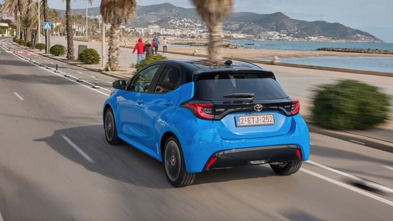 Toyota Yaris 2024, il test su strada