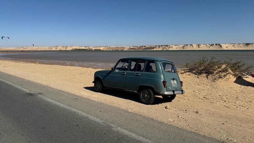 Varazze-Dakar, il viaggio con la Renault 4