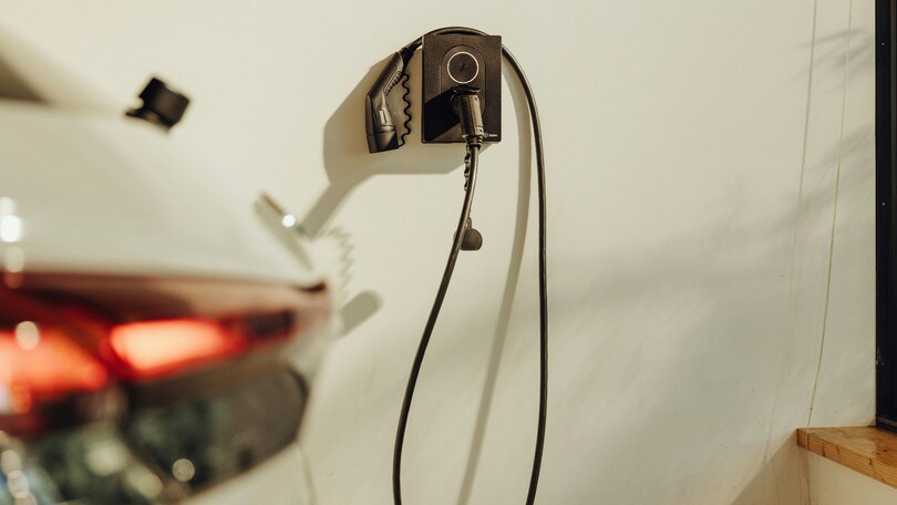 Torna il bonus colonnine, piattaforma attiva fino al 14 marzo 2024