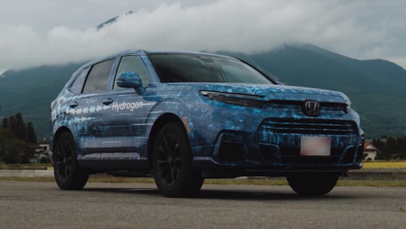 Honda CR-V 2025 a doppia alimentazione idrogeno/EV