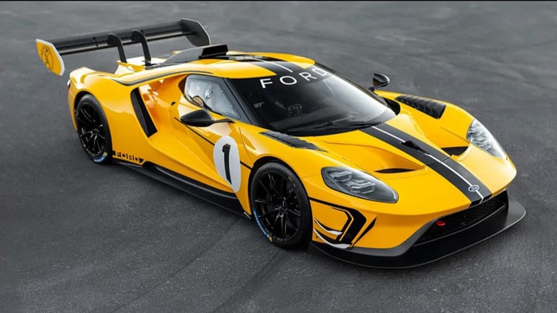 Ford GT MK2, splendido esemplare in giallo all’asta