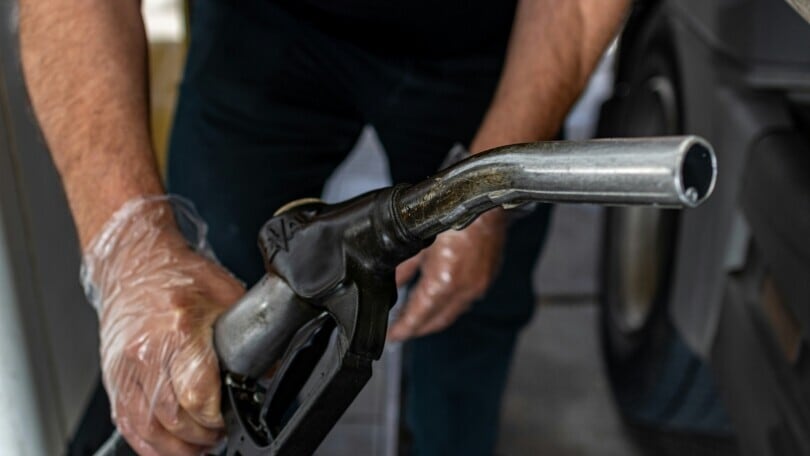 Carburanti: sale la benzina, scende il Diesel