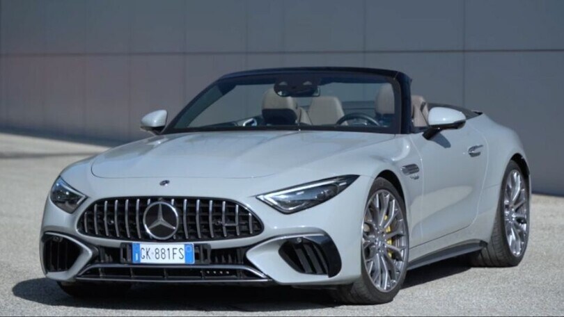 Mercedes-AMG SL 63, al volante della super roadster V8