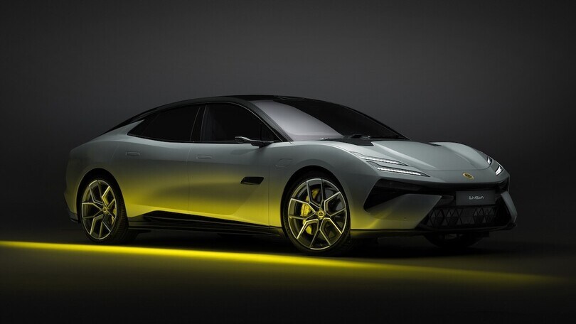 Lotus Emeya, i prezzi della super-GT elettrica in tre versioni