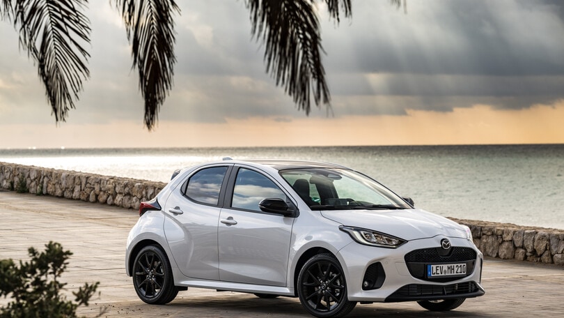 Nuova Mazda2 Hybrid 2024: non chiamatela Yaris