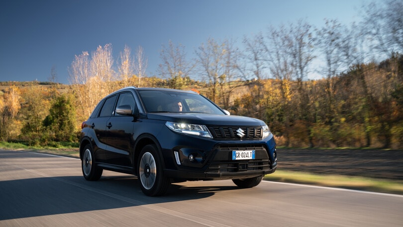 Suzuki Vitara Yoru, blu come la notte
