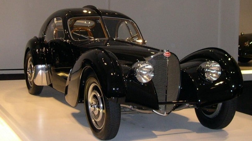 La storia della Bugatti 57SC Atlantic e del mistero attorno alla sua scomparsa
