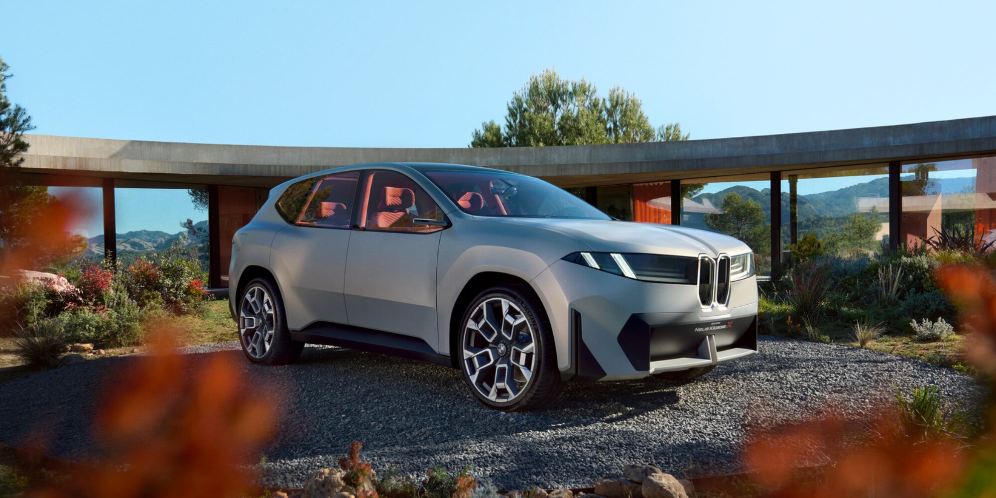 BMW Vision Neue Klasse X, il futuro si ispira al passato