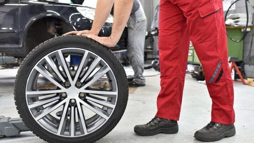 Sostituzione pneumatici invernali: l'obbligo è scattato il 15 aprile