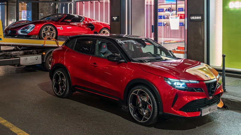 Alfa Romeo Junior e 33 Stradale alla Milano Design Week 2024