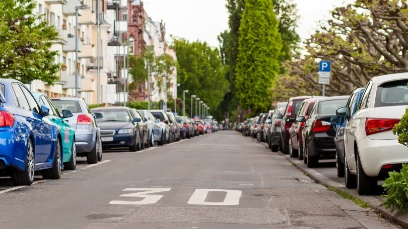 Pazza idea in Germania: l'automobile non si usa nel fine settimana