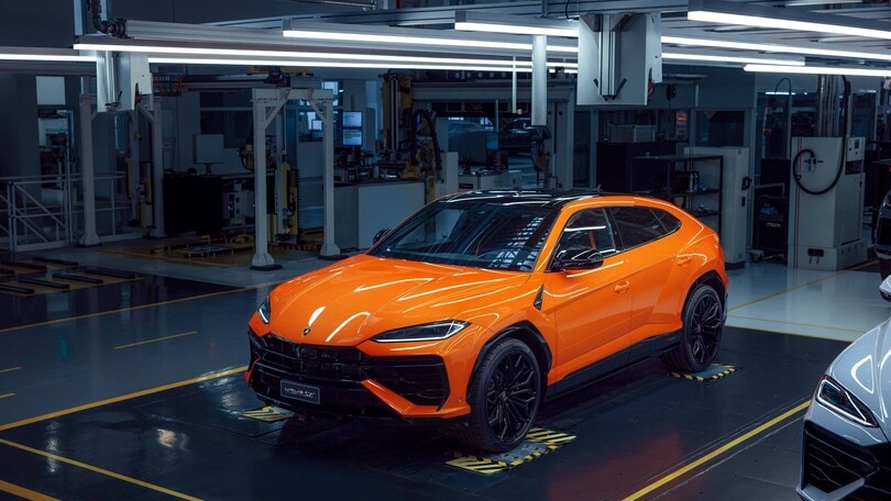 Lamborghini Urus SE, il super Suv alla spina