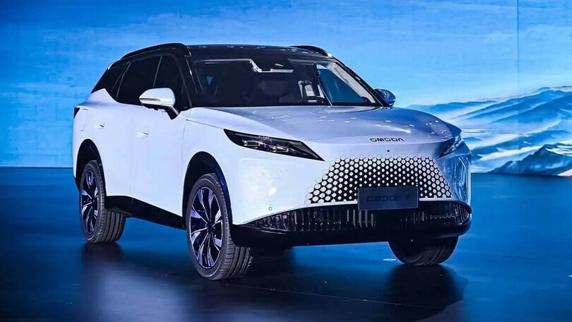 Omoda 7, al Salone di Pechino l'ibrido plug-in per la Gen Z