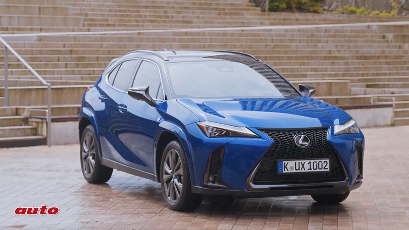 Lexus UX, il test del nuovo Suv ibrido giapponese