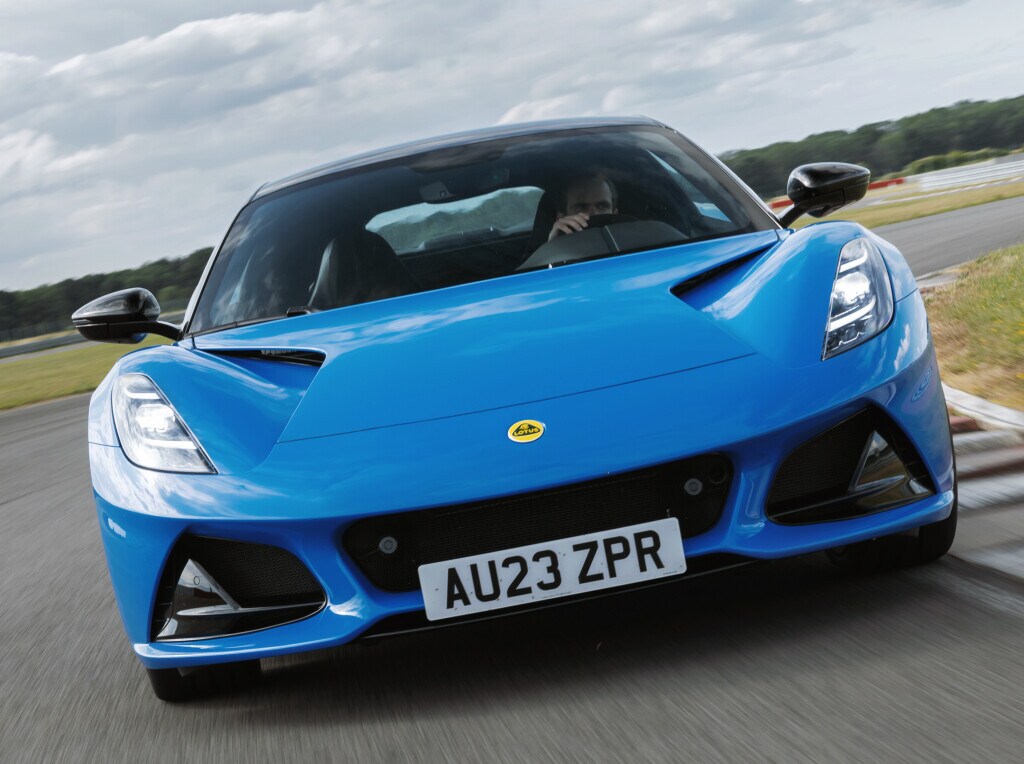 Lotus Emira, la prova
