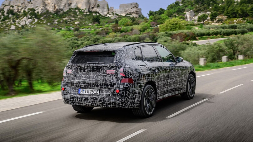 BMW X3, la prova del prototipo